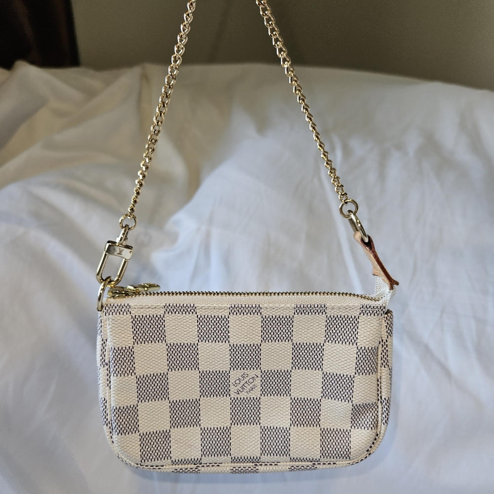 LOUIS VUITTON Damier Azur Mini Pochette